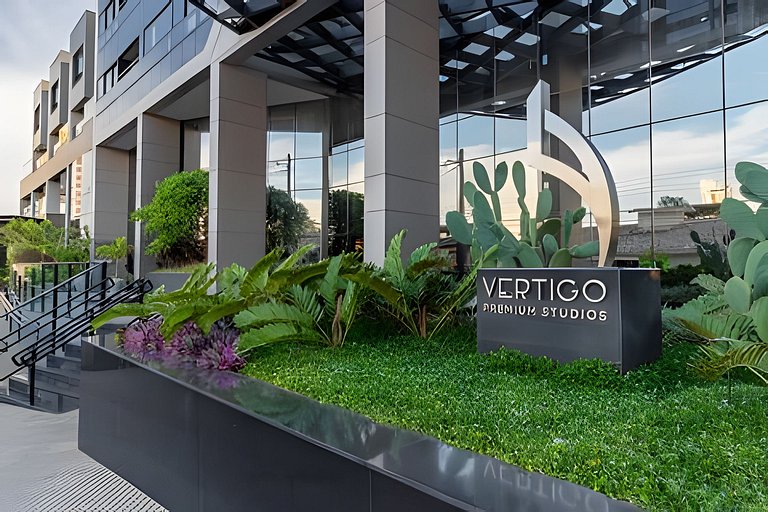 Flat Vertigo - luxuoso com churrasqueira e sacada